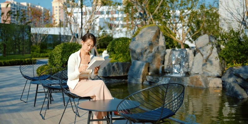 悦府南区 | 阳光书吧